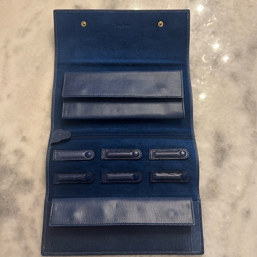 Neiman Marcus Gigliodoro Fiocchi Italy Leather Travel Jewerly Case -blue